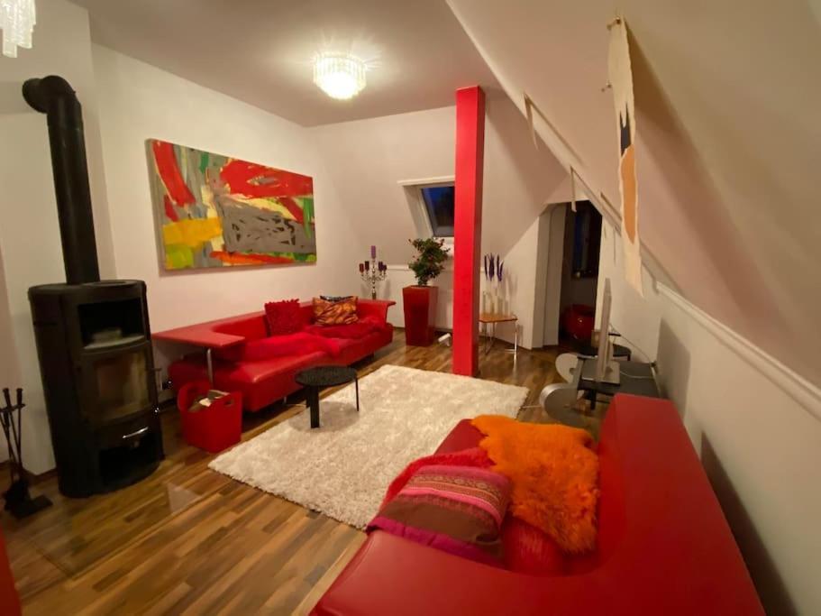 Ferienwohnung In Historischer Villa Mit Gartennutzung 푸어트 임 발트 외부 사진