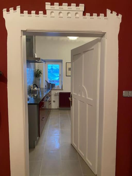 Ferienwohnung In Historischer Villa Mit Gartennutzung 푸어트 임 발트 외부 사진