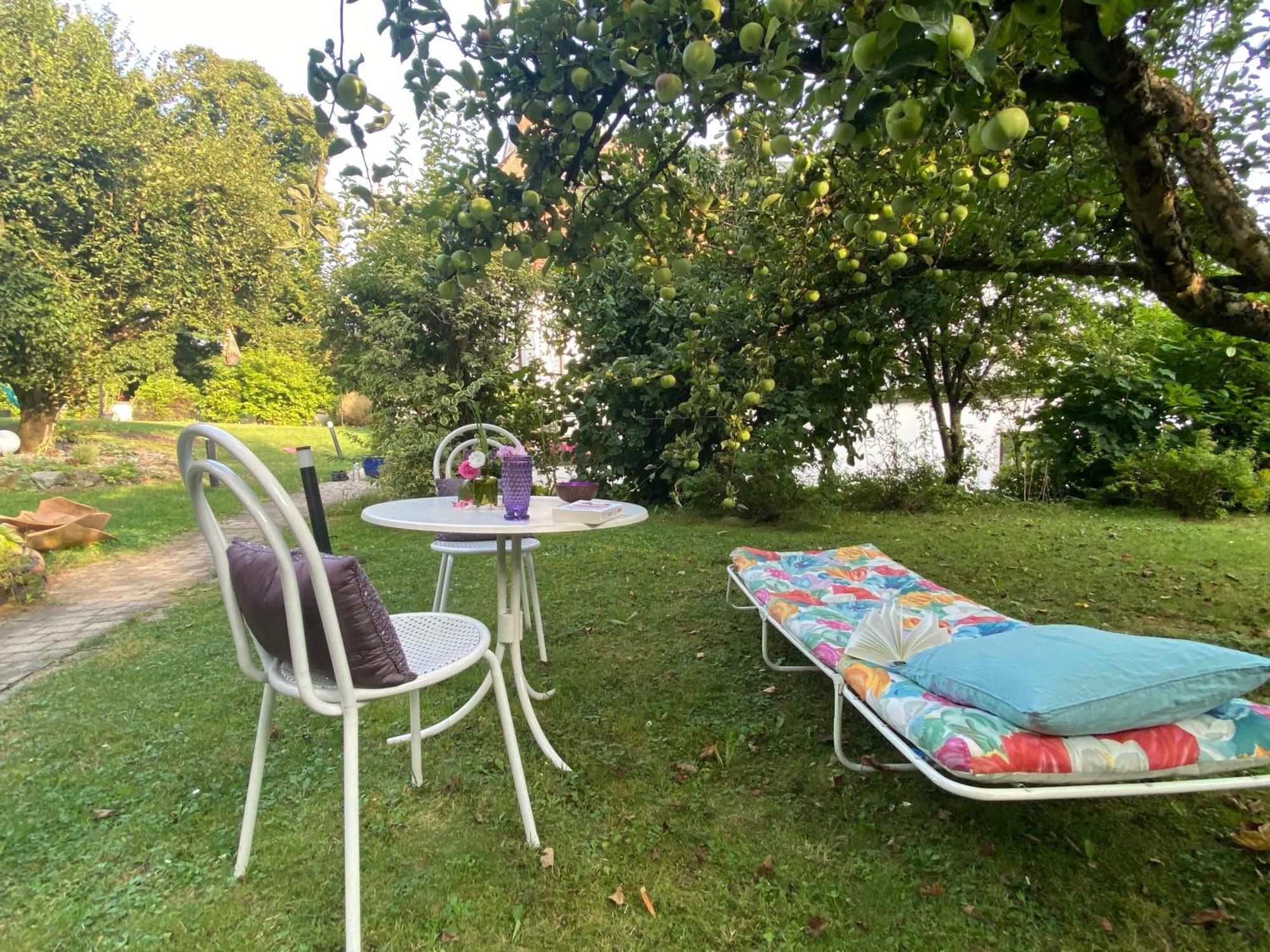Ferienwohnung In Historischer Villa Mit Gartennutzung 푸어트 임 발트 외부 사진